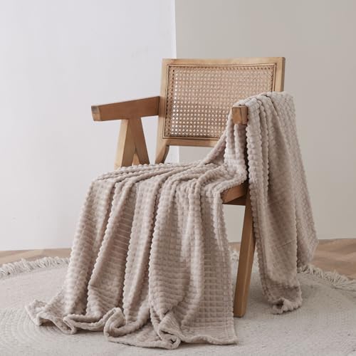 Simple&Opulence Tan Throw Blanket for Couch-Super Soft Fluffy Blankets for Women 50x70 Inches Cozy Lightweight Fleece Blanket for Home Decor
