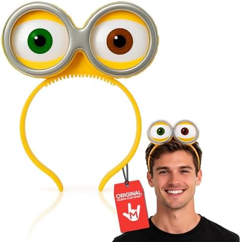 Amazon.com: Despicable Me Minions Dave Side Smile Graphic T-Shirt
