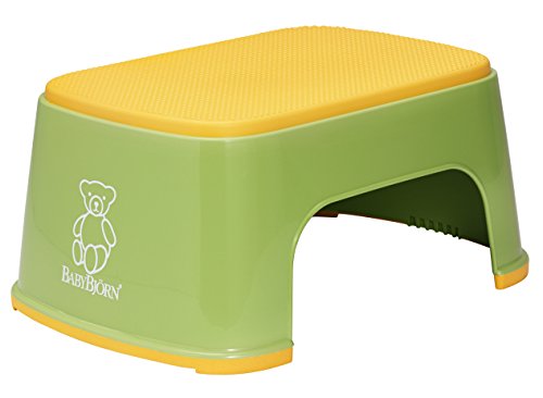 BABYBJORN Step Stool â€“ Green