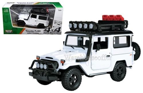 New 1:24 W/B MOTOR MAX COLLECTION - WHITE 4X4 OVERLANDERS TOYOTA FJ40 LAND CRUISER Diecast Model Car By MOTOR MAX