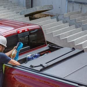 Amazon Com Gm Genuine 19330068 Hard Quad Fold Tonneau Cover Automotive