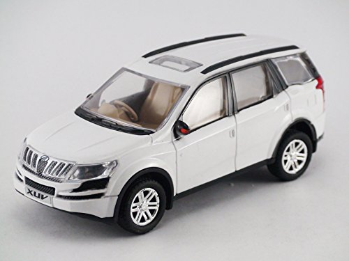 xuv 500 diecast model