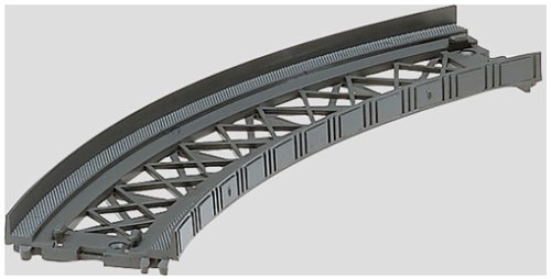 Marklin My World 45 Degree Bridge Curved amp (2-Piece), 5-3/4-Inch