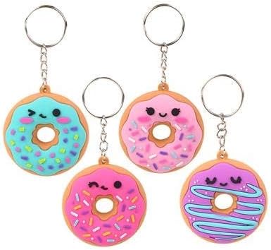 Amazon Co Jp 2 25インチドーナツフェイスキーチェーン 12個パック パーティーの記念品 アクセサリー お菓子バッグ 賞品 ピニャータ カーニバル おもちゃ