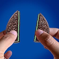 OREO Thins Chocolate Sandwich Cookies, Mint