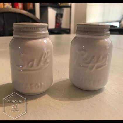 Vintage Mason Jar Salt & Pepper Shakers by Comfify - Adorable Decorative Mason Jar Décor for Vintag - //coolthings.us