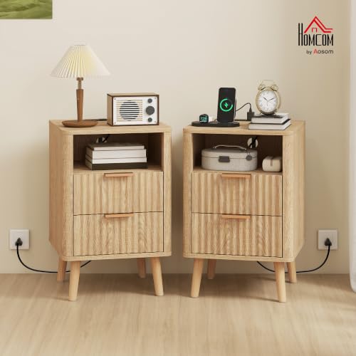 HOMCOM Fluted Nightstands Set of 2 with Charging Station, Modern Bedside Tables with 2 Drawers, Open Shelf, 2 Outlets and USB Ports, Side End Tables for Bedroom, Oak