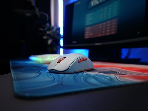 M68 Wireless, Souris de Gaming Ultralégère, 2,4 GHz, Optimisée pour l'esport, Forme Symétrique avec Front Particulièrement Bas, Bleu