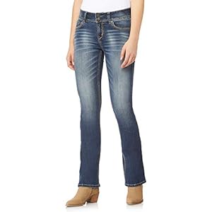 Women’s Juniors  Curvy Bootcut Jeans www.denim.fit