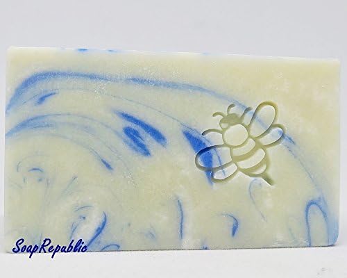SoapRepublic 'The Little bee' 20x20mm Acrylic Soap Stamp/Cookie Stamp/Clay Stamp (20mm Thick)