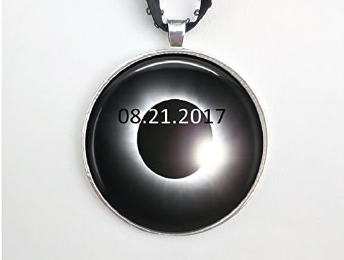 Total Solar Eclipse 2017 Date Ornament Souvenir width 2"