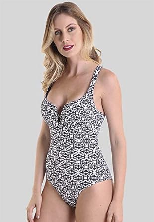 maiô fechado nas costas