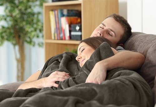 Utopia Bedding Fleece Blanket Lightweight Blanket for Bed, Sofa or Armchair Suitable for All Seasons [259x228cm, Brown]