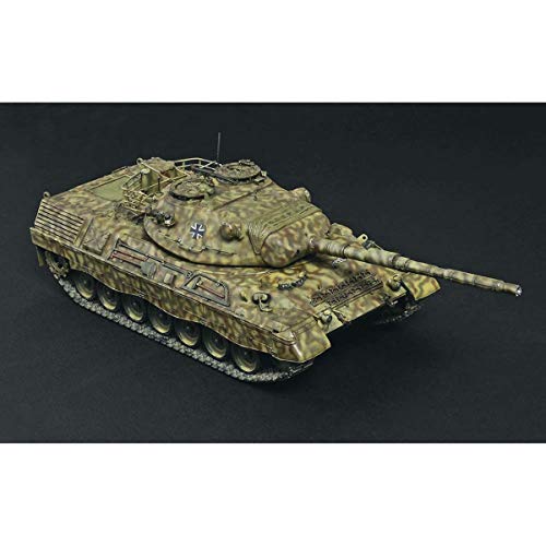 Italeri 36507 World of Tanks WoT Leopard 1 A2 Tank Plastic Model Kit, 1:35 Scale