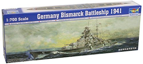 Trumpeter 1/700 German Bismarck Battleship 1941 Model Kit