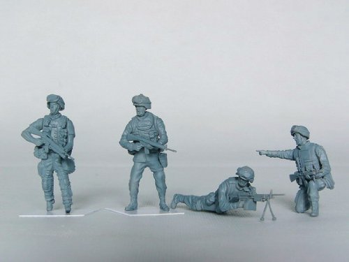 Trumpeter US Marine Corps Iraq 2003 Figure Set, Scale 1/35, 4-Pack