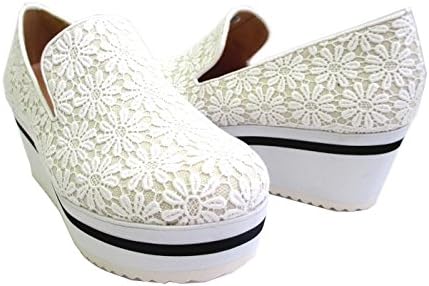 Amazon ストロベリー フィールズ あなたの注目度は一気に上昇 人に差をつけるなら 是非このブランドを Strawberry Fields St 5501 レディース フラワー柄 レーススリッポン フラット ラウンドトゥ 厚底 通勤靴 ブラックf ホワイトf S 22 0 22 5