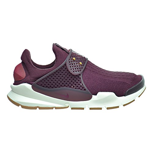 nike sock dart maroon