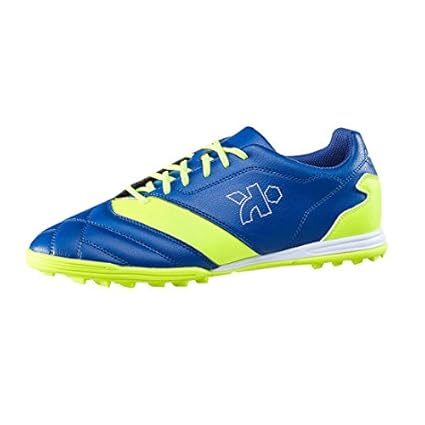 kipsta football trainers