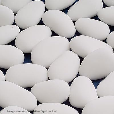 White Sugared Almonds 1Kg Box by Club Green