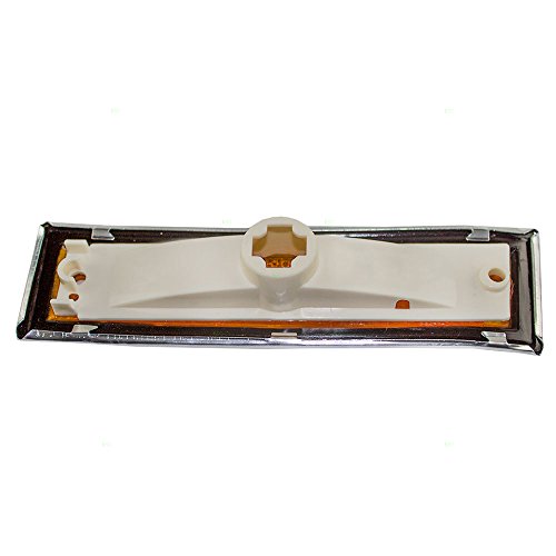 Passengers Front Signal Side Marker Light Replacement with Chrome Trim for Chevrolet GMC Pickup Truck 915558