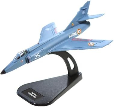 Avion Miniature De Guerre Super Etendard 1 100 Par Dassault Amazon Fr Jeux Et Jouets