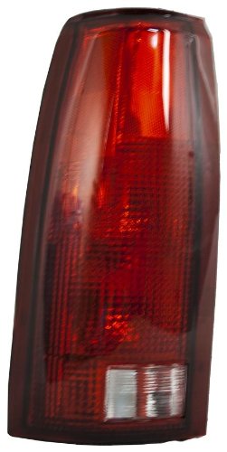 OE Replacement Chevrolet/GMC Driver Side Taillight Lens (Partslink Number GM2808108)