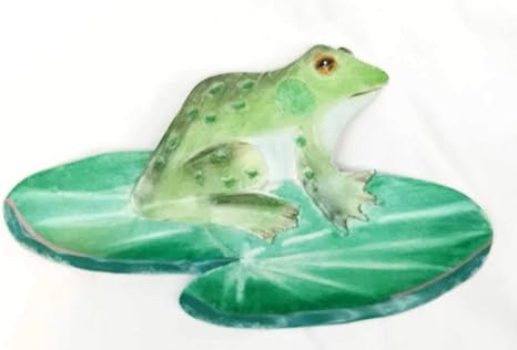 Amazon Com Metal Wall Art Frog On Lily Pad Everything Else