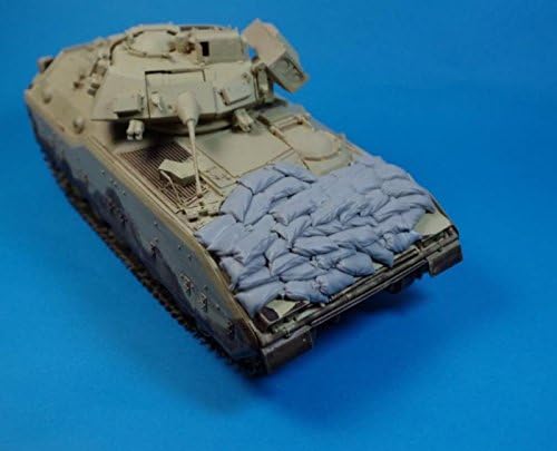 Panzer Art 1:35 Sand Bag Armor for M2 Bradley fighting vehicle #RE35-242