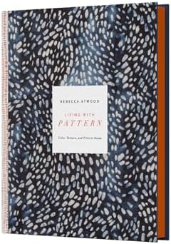 洋書 EUROPEAN TEXTILE PATTERNS 1 Textile Designs: Two Hundred Years of European and American
