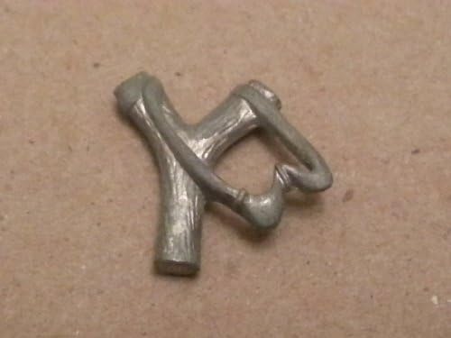 Read Description Carefully (Replacement Parts From 2nd Edition) for Clue - The Simpsons - Metal / Pewter / Token / Weapon Piece - Slingshot