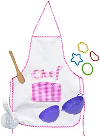 Girls Chef Set this Girls Baking Set includes Cookie Cutters, Measuring Cups, Colander and Bowl (Color Varies) and Spoon (Spoon Varies) bundled with Pink Felt Apron! Perfect baking kitchen set for kid