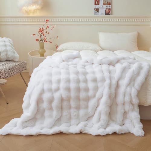 LIFEREVO Faux Rabbit Fur Throw Blanket
