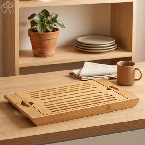 Tábua de Corte Bambu com Migalheira e Bandeja 4 em 1 | Bambu natural prensado, sulco coletor de migalhas, alças laterais, uso como fruteira ou suporte de panela, 36,8x22 cm