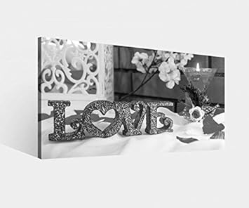 Amazon De Leinwandbild Love Liebe Blumen Blume Rot Text Schlafzimmer Vintage Schwarz Weiss Leinwand