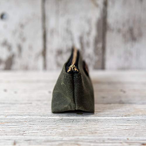 The Drafter Pouch in Moss