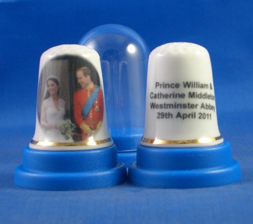 Porcelain China Thimble -- William & Catherine Royal Wedding Balcony Scene