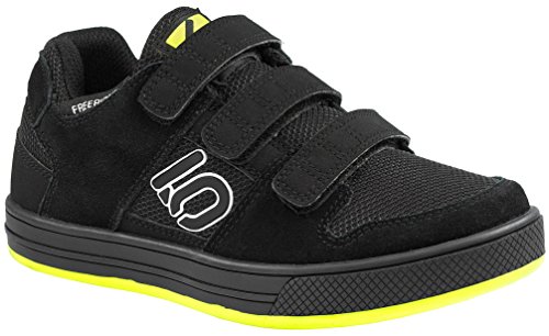 kids mountain bike shoes