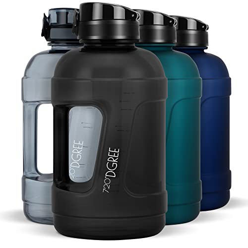 720°DGREE Fitness Trinkflasche mit Griff “uberBottle Jug“ - 2300ml - BPA-Frei, Auslaufsicher - Große XXL Wasserflasche für Sport, Gym, Workout, Traini