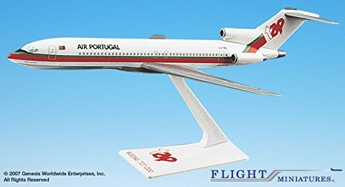 Flight Miniatures TAP Air Portugal Boeing 727-200 1:200 Scale REG#SC-TBS Display