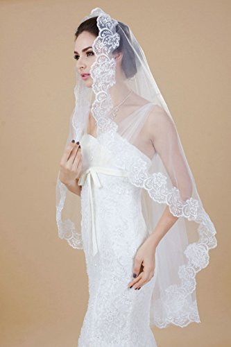 Aukmla Vintage Bridal Wedding Veil with Lace Edge for Bride (Ivory)