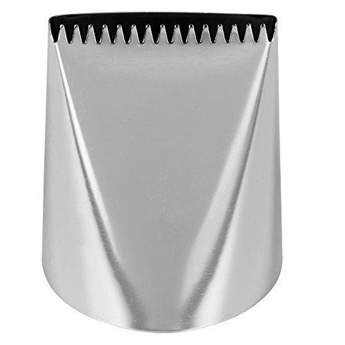 Wilton Cake Decorating Kit for Beginners Lifter, Spatula, Icing Tip