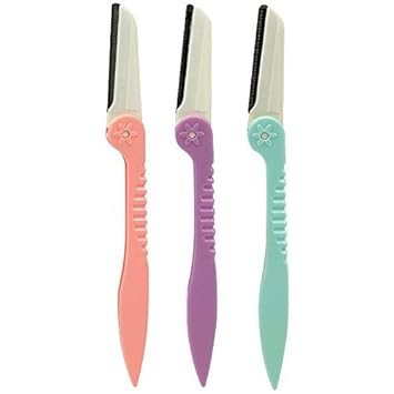 removing facial hair with razor