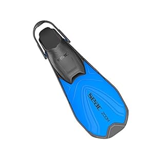 Schnorchelmasken 41A7EK4TwmL. SS300 Ideal für Reisen verwenden
Verstellbarer Riemen auf sechs verschiedenen Positionen Fin pro Größe
Durable Klinge für leistungsfähige Kicks