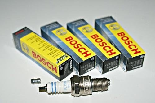 Bosch Platin Iridium Zundkerzen 4x Stuck 0241247500 Oem Amazon De