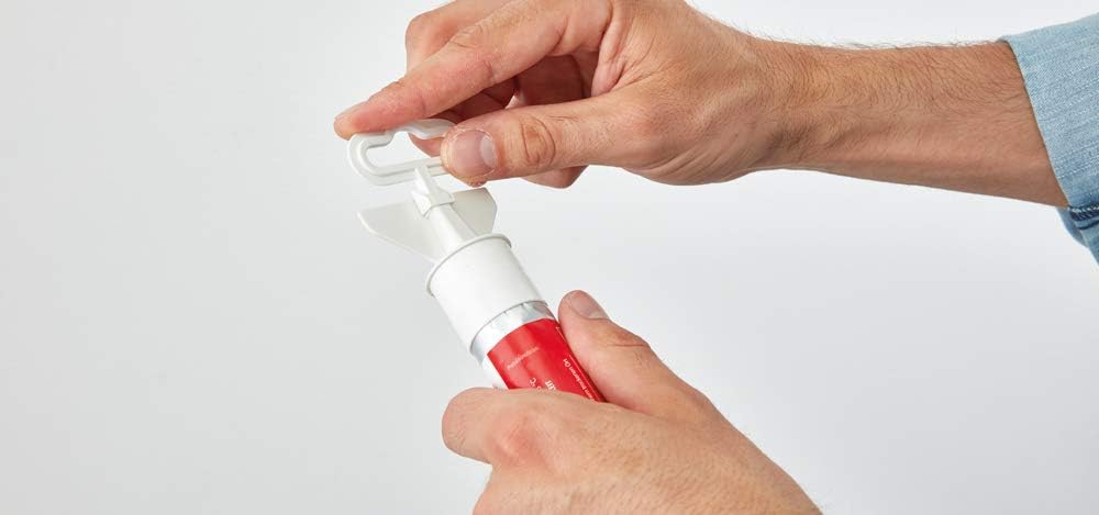 fischer 1 x Sclm Blister Pack of 70 ml for Covering Wall Holes and Dents in Various Materials - Image 3