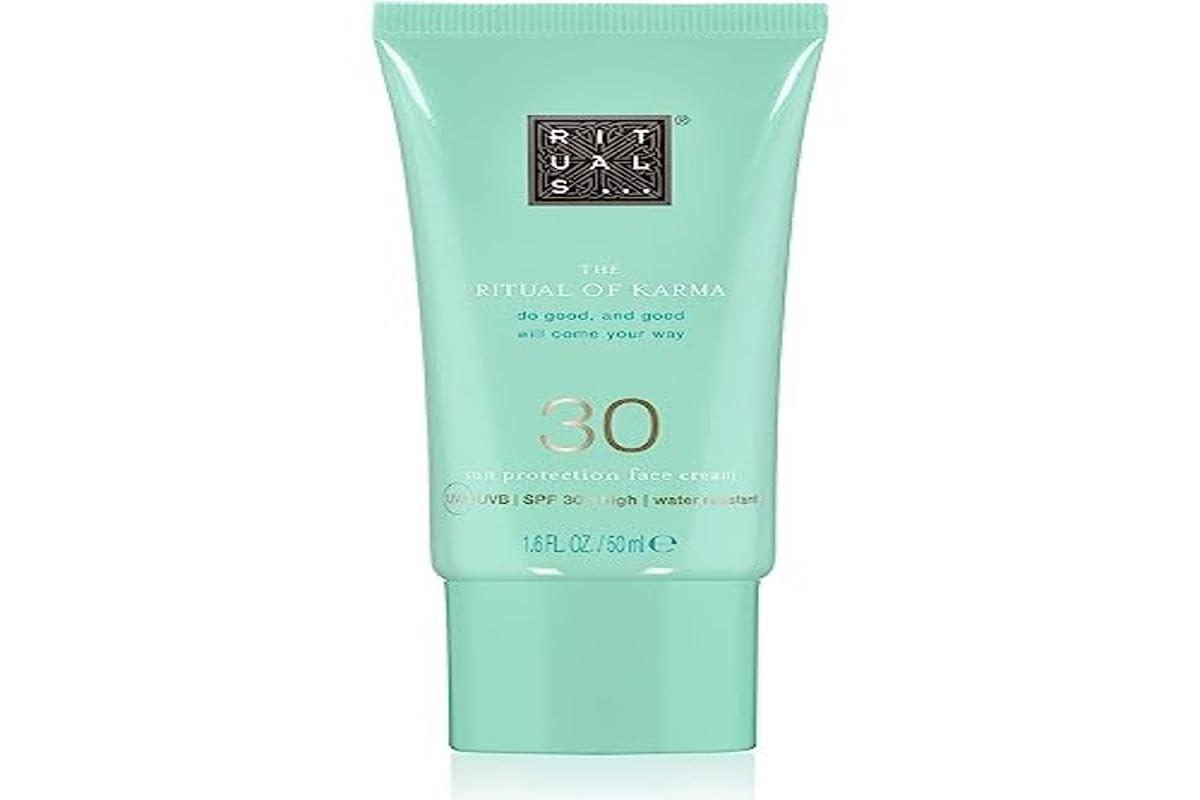 RITUALS Face Sunscreen SPF 30 from The Ritual of Karma, With Aloe Vera, Holy Lotus, White Tea, Ginko Biloba - Natural Antioxidants, UVA/UVB Protection