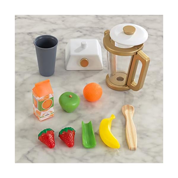KidKraft Goldenes Smoothie Spielset aus Holz für Kinderküche mit Mixer und Obst, Spielküche Zubehör, Spielzeug für Kinder ab 3 Jahre, 53537 – Bild 4