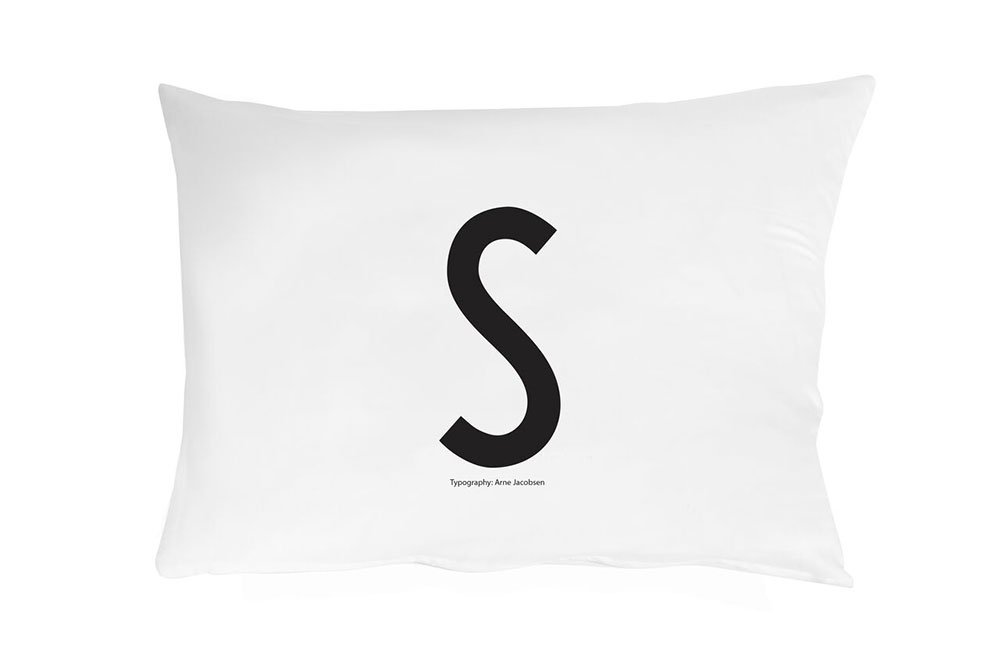 Design Letters Personal Pillow case A-Z (70x50) S