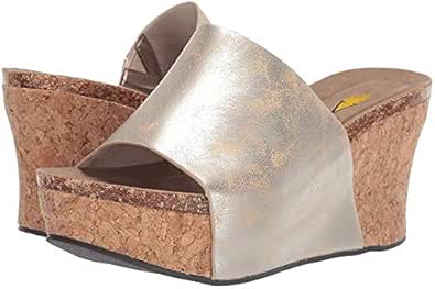 Amazon.com | Volatile Madge Gold 9 | Sandals